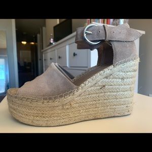 Marc Fisher Alida Wedges